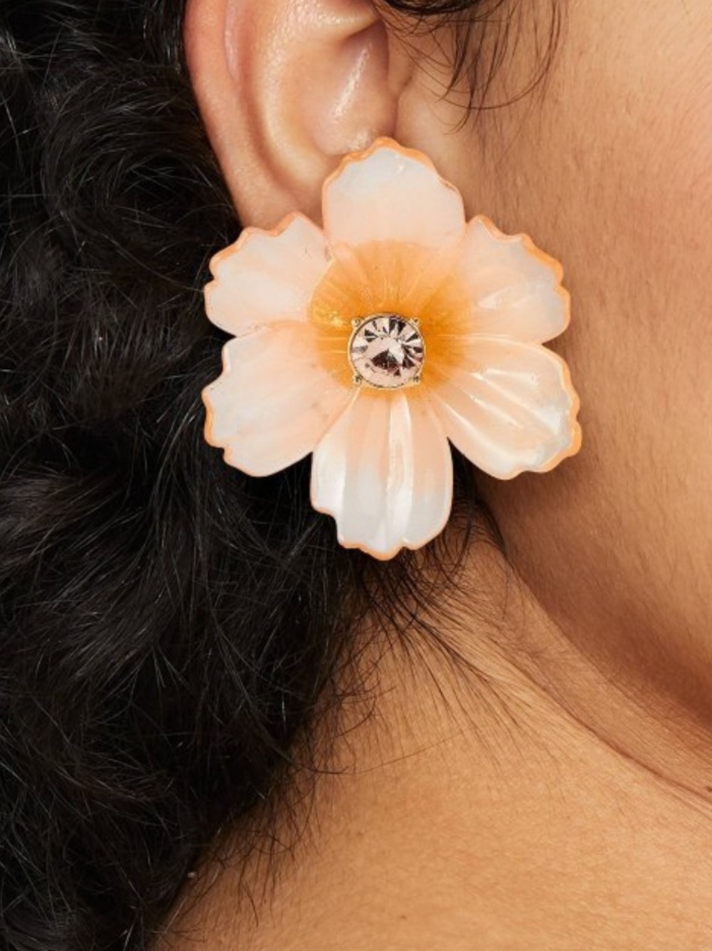 Flower earring - Picture 4 of 5